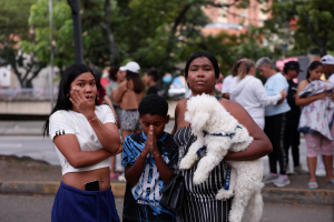 Las imágenes más impactantes del doble terremoto que sacudió a Venezuela.