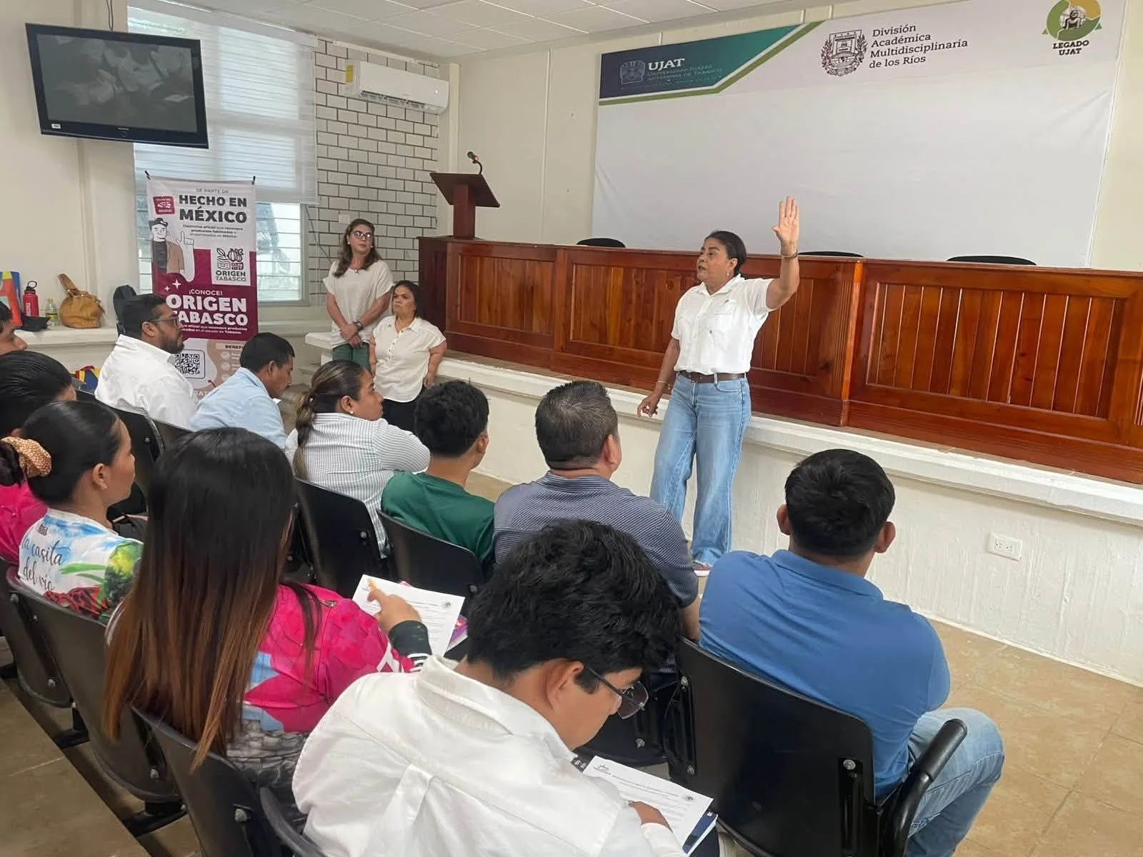 Realizan Jornada de Turismo Comunitario en Tenosique para Fortalecer a Prestadores de Servicios