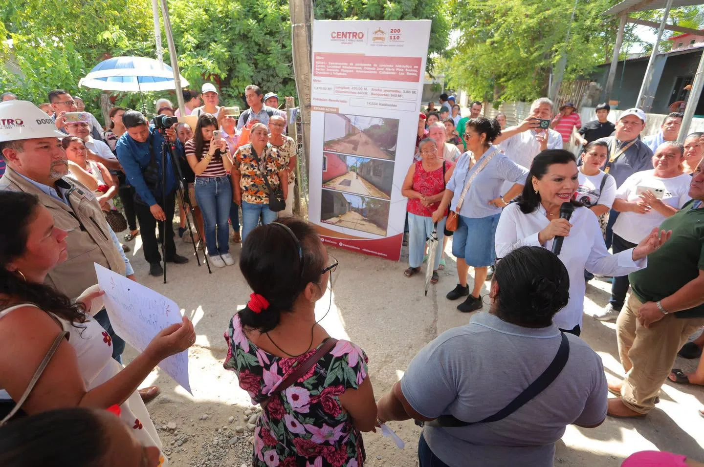 Yolanda Osuna pone en marcha obras de pavimentación y alumbrado en tres colonias de Centro