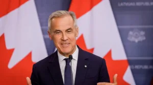 Mark Carney lanza indirecta a Trump tras falla técnica en su teleprompter