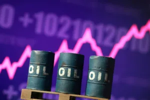 Petróleo repunta por cautela de mercados ante negociaciones en Medio Oriente