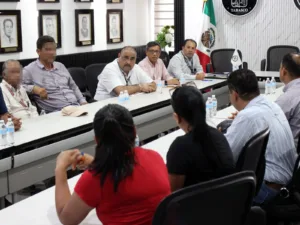 Fiscalía de Tabasco anuncia apoyo extraordinario para personal operativo tras diálogo con trabajadores