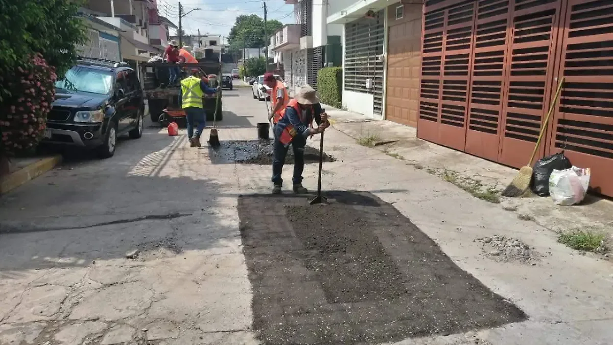 Ayuntamiento de Centro mejora vialidades de la colonia Mayito