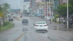 Onda tropical favorecerá lluvias fuertes en Tabasco este jueves