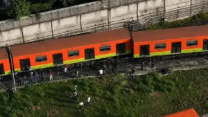 Vagón del Metro se descarrila en talleres de Ticomán; no hay pasajeros involucrados