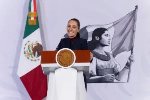 Sheinbaum critica política de vivienda neoliberal y destaca nuevo modelo para beneficiar a millones de familias