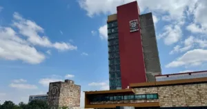 Sheinbaum pide a la UNAM mayor austeridad para ampliar espacios de ingreso