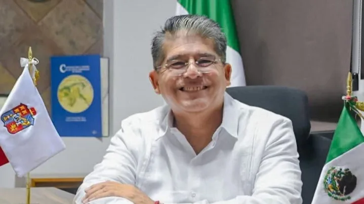 Dos años de anomalías en Paraíso; Alfonso Baca, señalado como prófugo de Operación Enjambre