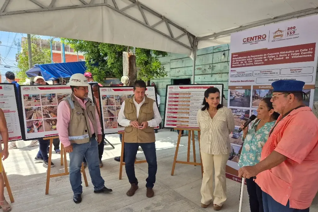 Supervisan calles remodeladas y mejoras de agua potable en la colonia Atasta de Serra