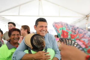 Transformación avanza porque se trabaja todos los días: Javier May