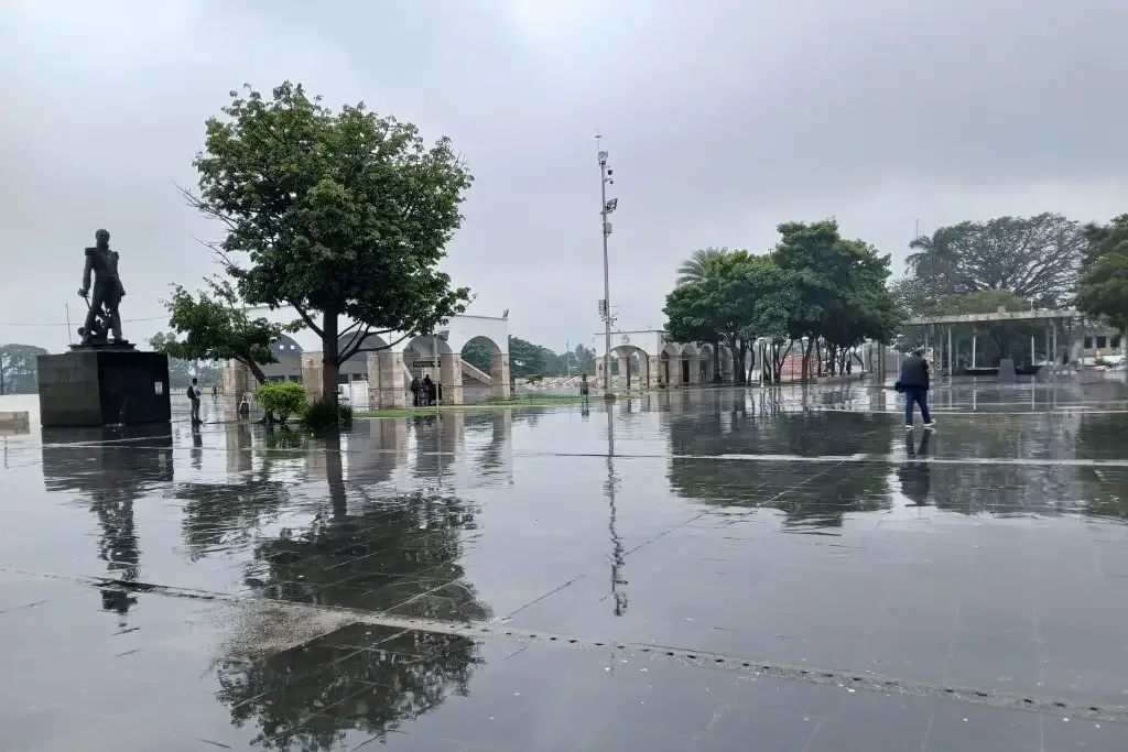 Tabasco tendrá lunes caluroso con posibilidad de lluvias y rachas de viento
