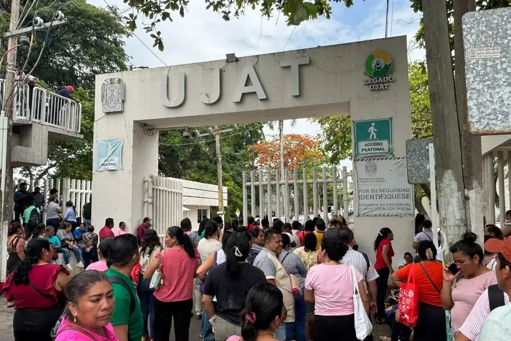 UJAT recibe reconocimiento nacional por alto desempeño académico