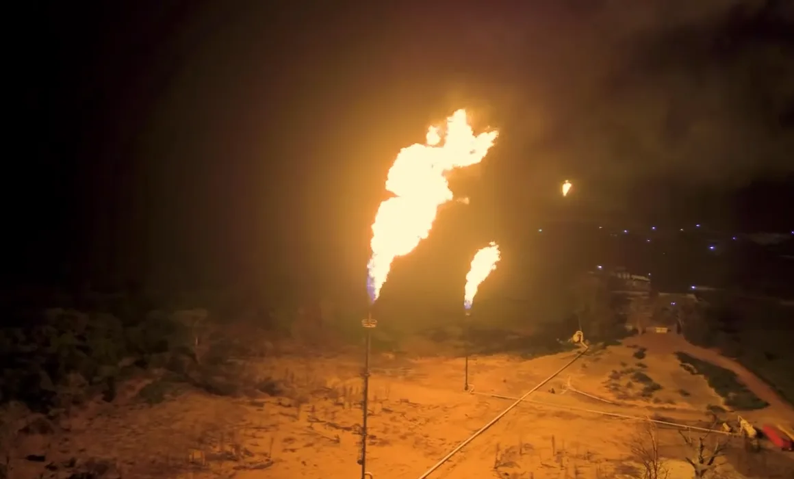 Pemex realizará limpieza de gasoducto y aumentará desfogue en Trampas Ágave