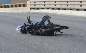 Carreteras de Centro y Jalpa de Méndez concentran atenciones por accidentes de moto