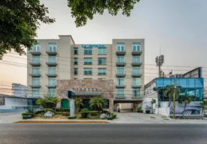 Bloqueos carreteros reducen 10% la ocupación hotelera en Tabasco