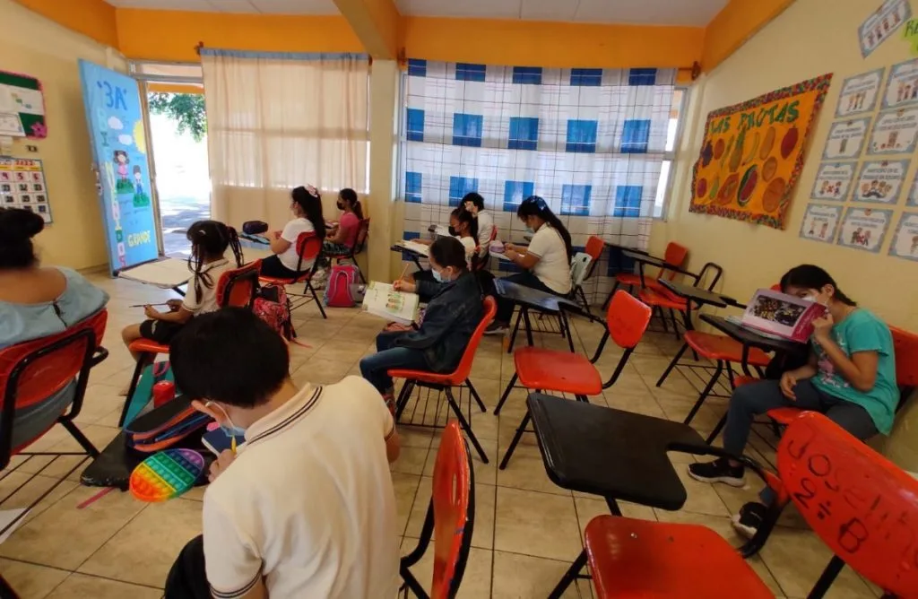 Educación en Tabasco avanza en la reducción del rezago educativo y la alfabetización