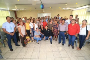 Capacitan a delegadas y delegados de Centro para prevenir el dengue