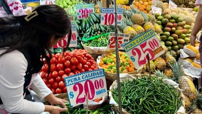Inflación se acelera en agosto a 3.26% anual