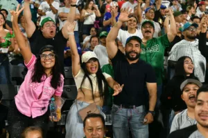 La afición tabasqueña despide a los Olmecas con orgullo
