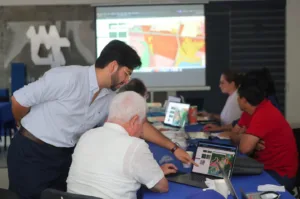 Centro impulsa trámites digitales con capacitación a arquitectos