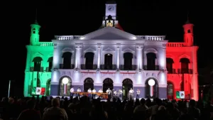 Chubascos podrían acompañar la noche del Grito de Independencia en Tabasco