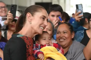 Sheinbaum destaca programas de bienestar y obras durante visita a Guanajuato