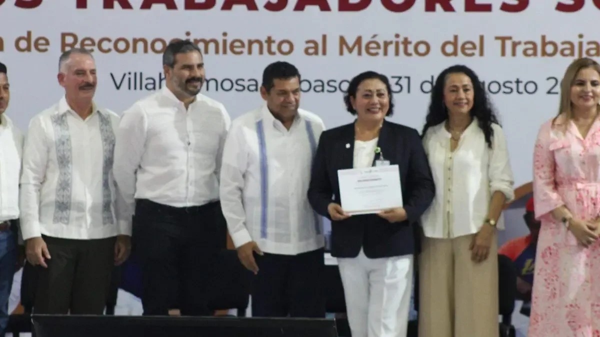Reconocen en Tabasco la labor de trabajadores sociales del sector salud