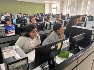 Fortalecen competencias digitales en bibliotecas de la UJAT