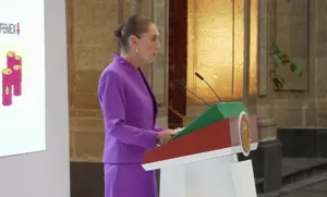 Sheinbaum destaca reducción de deuda de Pemex y estabilidad de la economía mexicana