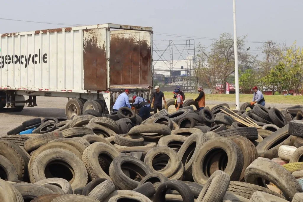 Geocycle procesa mil toneladas de llantas al mes en Macuspana